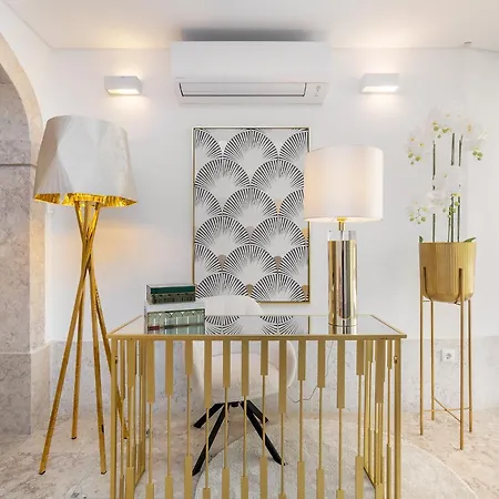 Chiado Charming Lägenhet *