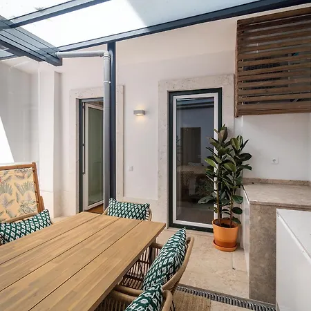 Chiado Charming Appartement *